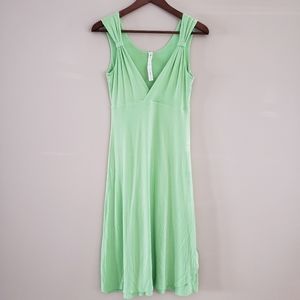 OQOQO by Lululemon Lime Green Bamboo Dress V Neck Cross Front XS Extra S…